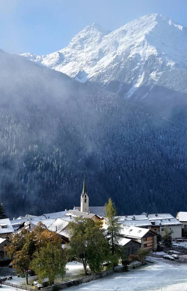 Vista Panorámica Del Majestuoso Paisaje Los Alpes — Foto de Stock