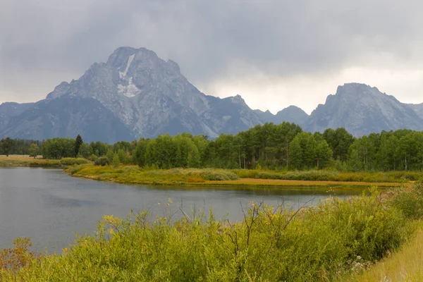 Schöne Naturlandschaft Hintergrund — Stockfoto