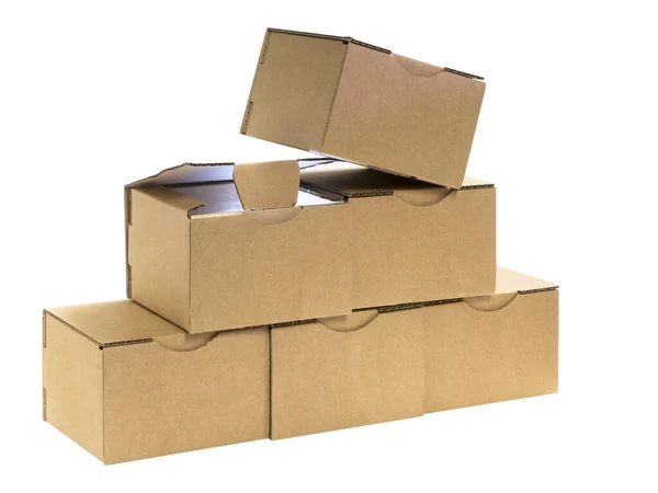 Kahverengi Karton Kutular Beyaz Üzerinde Izole — Stok fotoğraf