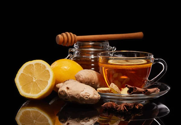 Honig Glaskanne Und Tasse Tee Mit Ingwer Zimt Anis Und — Stockfoto