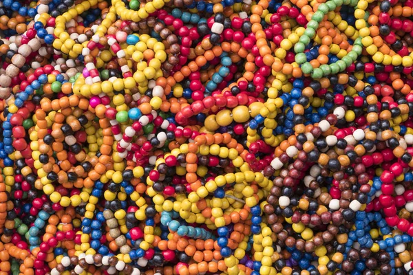 Разноцветные Бусины Ручной Работы Ожерелья — стоковое фото