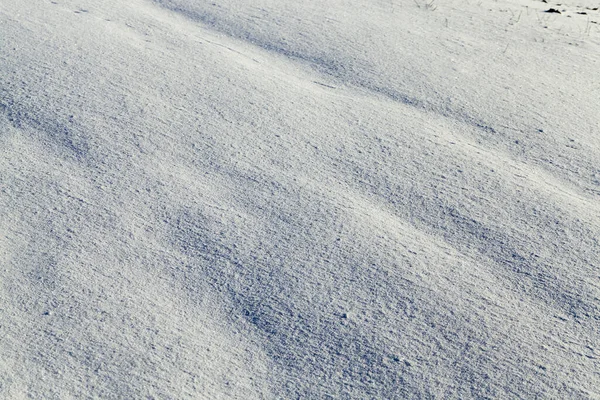 Coberto Com Neve Branca Deriva Superfície Fecho Fotos Neve Formaram — Fotografia de Stock