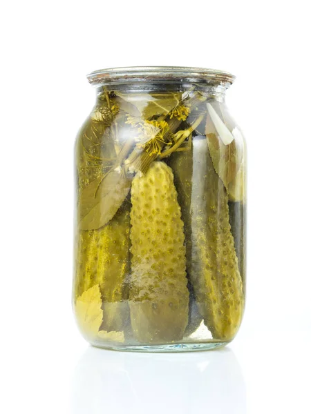 Inlagd Gurka Isolerade Pickles Glas Burk Isolerade Vit Bakgrund Saltad — Stockfoto