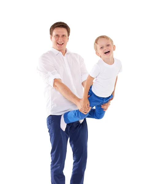 Padre Joven Con Niño Está Haciendo Ejercicios Gimnasia Sosteniendo Hijo — Foto de Stock