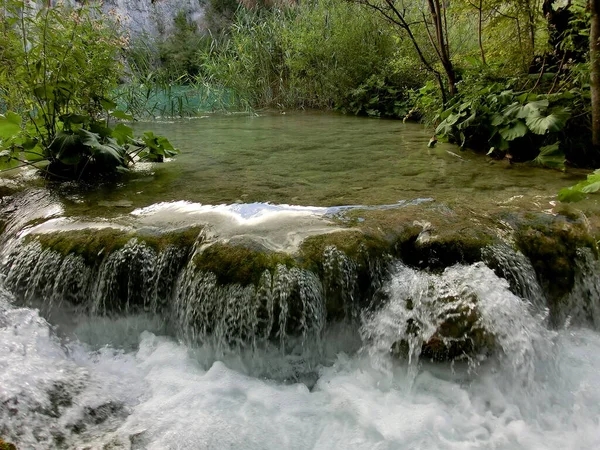 Laghi Plitvice Nel Parco Nazionale — Foto Stock