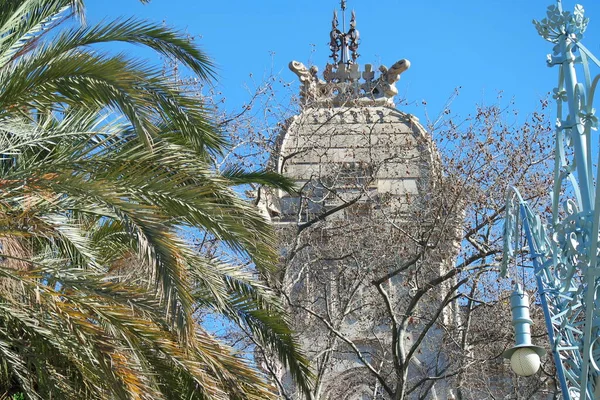 Palota Lámpás Tenyér Barcelona — Stock Fotó