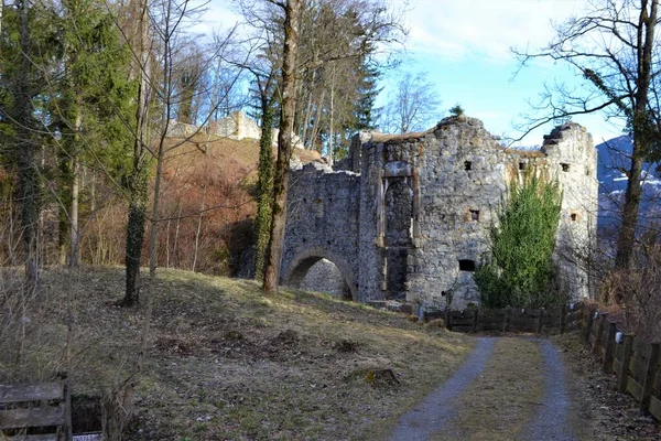 Malebný Pohled Majestátní Středověkou Architekturu — Stock fotografie