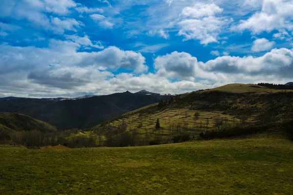 Smältande Snö Ardeche Våren — Stockfoto