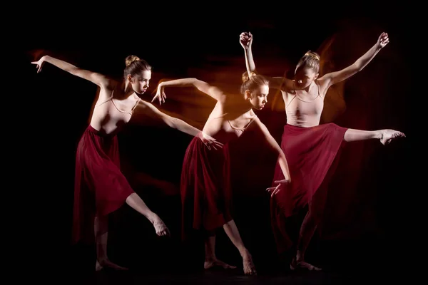 Danza Sensual Emocional Hermosa Bailarina Técnica Fotografía Con Estroboscópico — Foto de Stock
