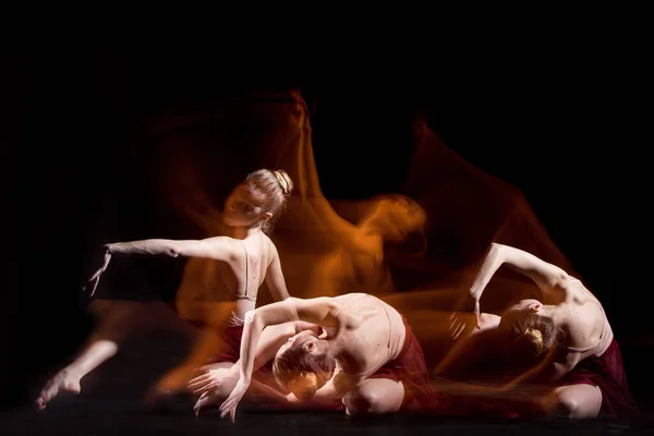 Danza Sensual Emocional Hermosa Bailarina Técnica Fotografía Con Estroboscópico — Foto de Stock