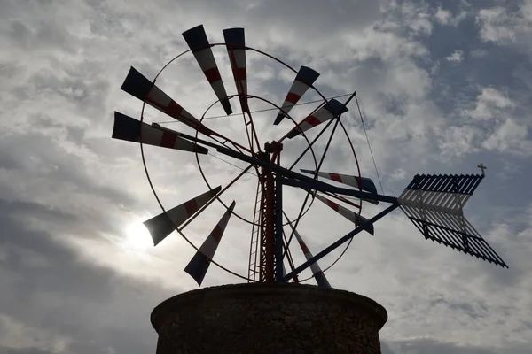 Scenic View Landscape Windmill Building — Stock Photo, Image