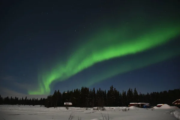 Gökyüzünde Yeşil Kuzey Işıkları — Stok fotoğraf