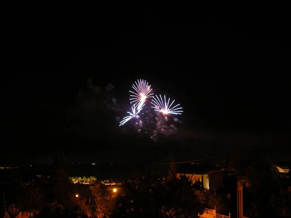 Funkelnd Buntes Feuerwerk Himmel — Stockfoto