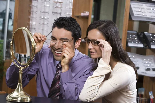 Happy Hispanic Couple Trying Glasses Shop — Stock Photo, Image
