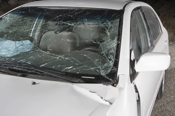 White Car Broken Windshield — Stock Photo, Image