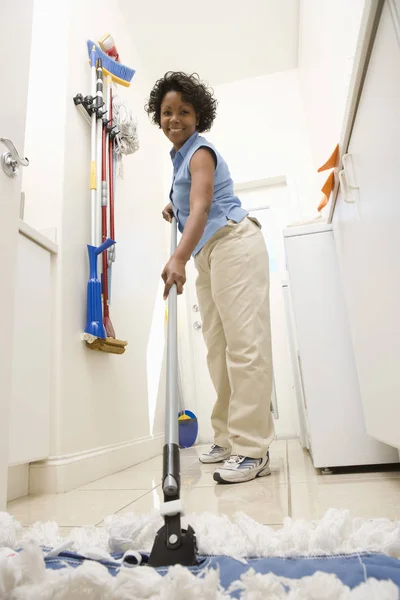 Full Length View Woman Mopping Floor — Stock Photo, Image