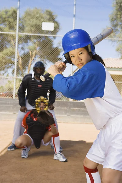 Portré Egy Ázsiai Baseball Játékos Készen Áll Egy Lövés Versenyző — Stock Fotó