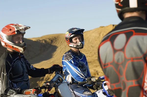 Three Road Male Motor Bike Riders Standing Together Motorbike Track — Stock Photo, Image