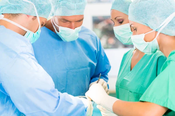 Ospedale Team Chirurgico Sala Operatoria Una Clinica Operatoria Paziente Forse — Foto Stock