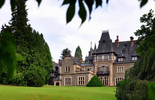 Vue Château Rauischholzhausen Depuis Jardin Enfants — Photo