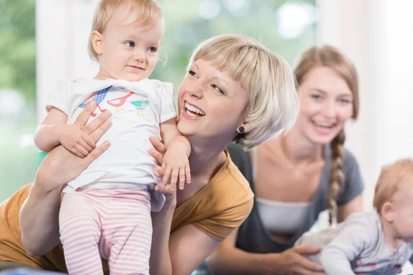 Young Moms Little Children Mother Child Course — Stock Photo, Image