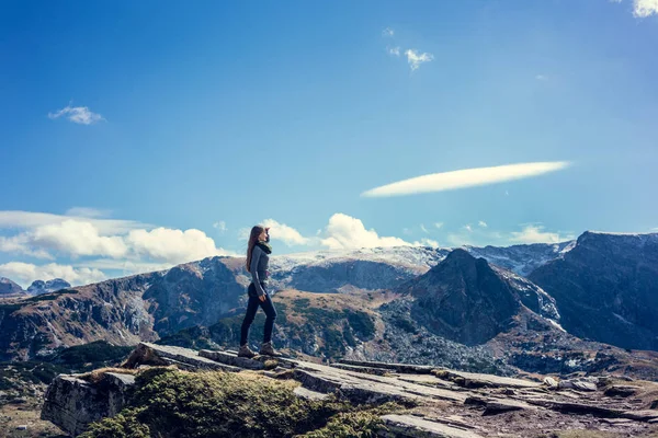 Woman Admiring View Hiking Rila Mountains — Stock Photo, Image