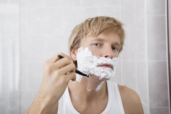 Portrait Mid Adult Man Shaving Bathroom — Stock Photo, Image