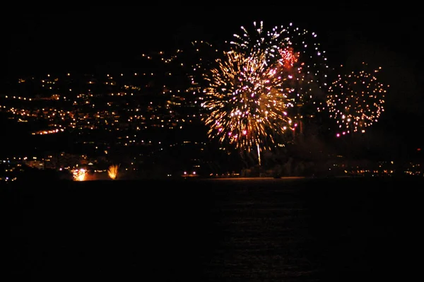 Celebración Coloridos Fuegos Artificiales Cielo — Foto de Stock