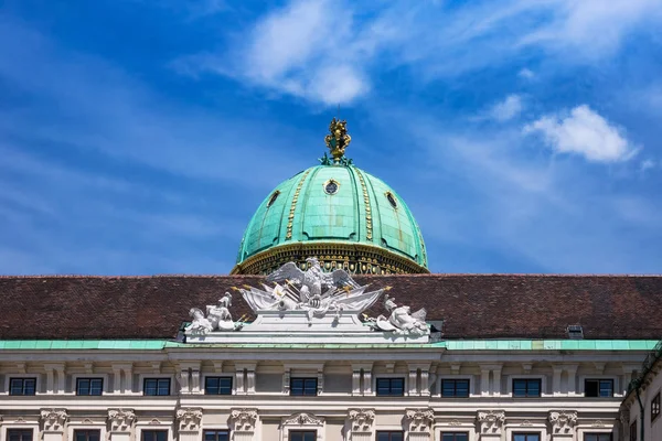 Hofburg Michaelertrakt Con Cúpula Símbolo Viena Monarquía — Foto de Stock