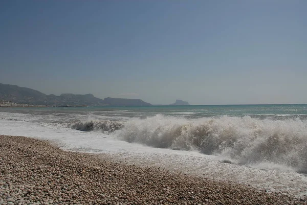 Die Küste Der Costa Blanca Mit Wellen Und Brandung Spanien — Stockfoto