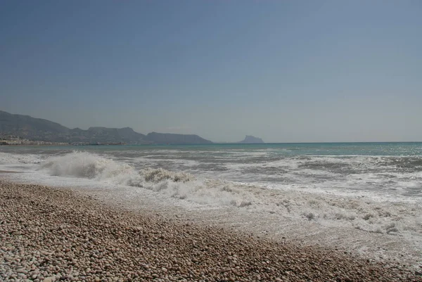 Ακτή Της Κόστα Μπλάνκα Κύματα Και Σερφ Ισπανία — Φωτογραφία Αρχείου