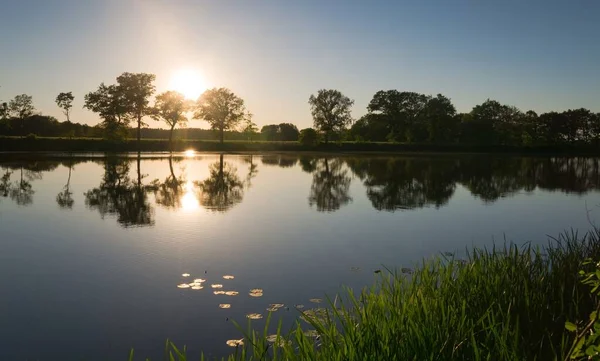 Uitzicht Een Prachtige Avond — Stockfoto