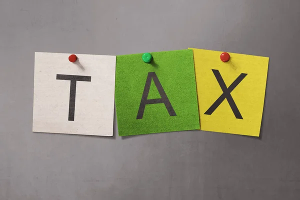 Bunte Haftnotiz Mit Tax Text Mit Roter Nadel Der Wand — Stockfoto