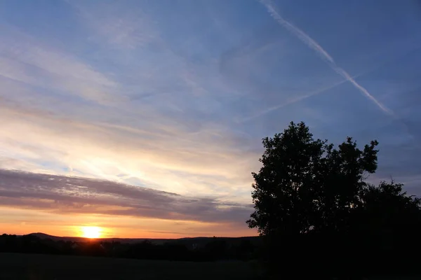 Resumo Trilhas Químicas Linhas Céu Teoria Conspiração Chemtrails — Fotografia de Stock