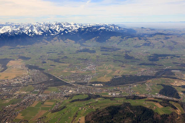 アルプススイスの空の景色を望むハインベルク — ストック写真