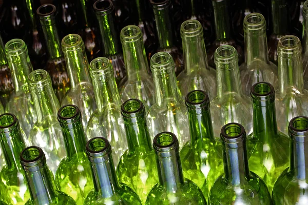 ワイン色のガラス瓶 — ストック写真