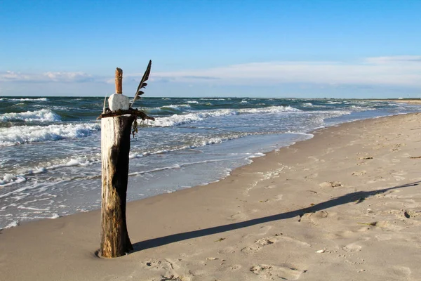 Ξύλινο Ταχυδρομείο Στην Άμμο Στην Παραλία Βαλτική Θάλασσα Ταξίδια Διακοπές — Φωτογραφία Αρχείου
