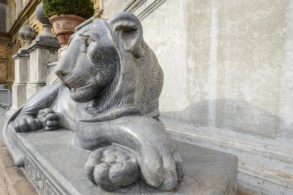 Lion Marble Sculpture Square Rome Italy — Stock Photo, Image