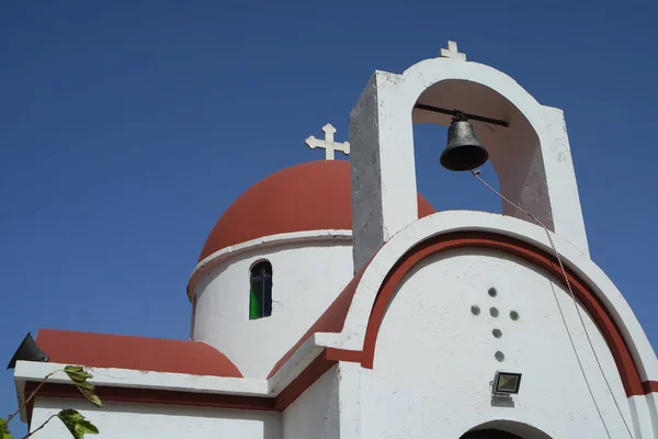 Καμπαναριό Εκκλησίας Στο Τσιμέντο — Φωτογραφία Αρχείου