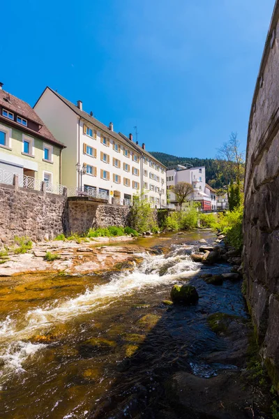 Gutach Medida Que Fluye Través Aldea Hornberg Selva Negra — Foto de Stock