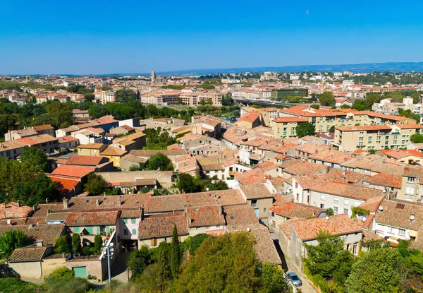 Fransa Nın Güneyindeki Tarihi Kalenin Eteğindeki Carcassonne Şehri — Stok fotoğraf