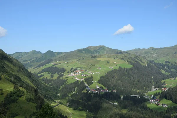 Malerischer Blick Auf Die Stimmungsvolle Dorflandschaft — Stockfoto