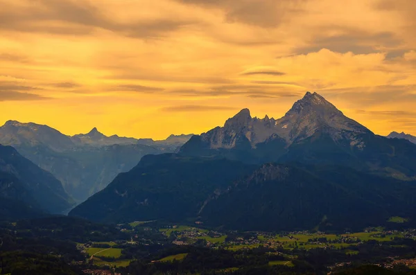 Uma Montanha Noite Lofer Por Salzburgo Áustria — Fotografia de Stock
