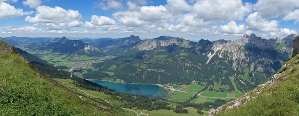 View Haldensee Tannheimer Tal Tyrol Austria — стоковое фото