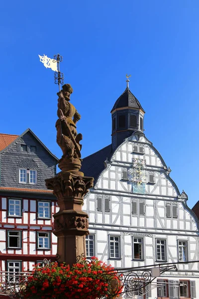 Ratusz Dom Muru Pruskiego Rynku Butzbach — Zdjęcie stockowe