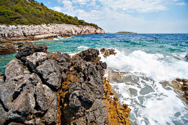 Rocky Coast Front Blue Sea Croatia — Stock Photo, Image