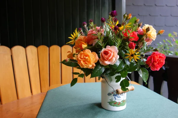 Close Summer Bouquet — Stock Photo, Image