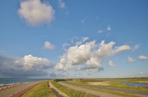 Severní Moře Hráze Krajina Mezi Západními Kaplemi Domburgem Walcheren Zeeland — Stock fotografie