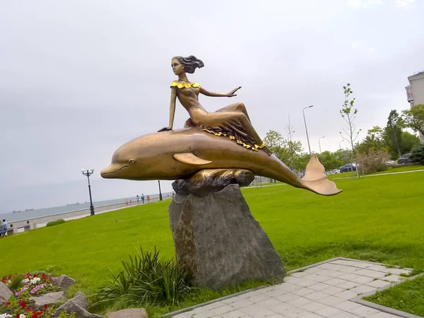 Mermaid Delfín Monumento Ciudad Novorossiysk — Foto de Stock