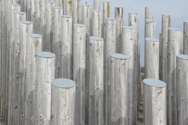 Alte Säulenkonstruktion Aus Holz — Stockfoto